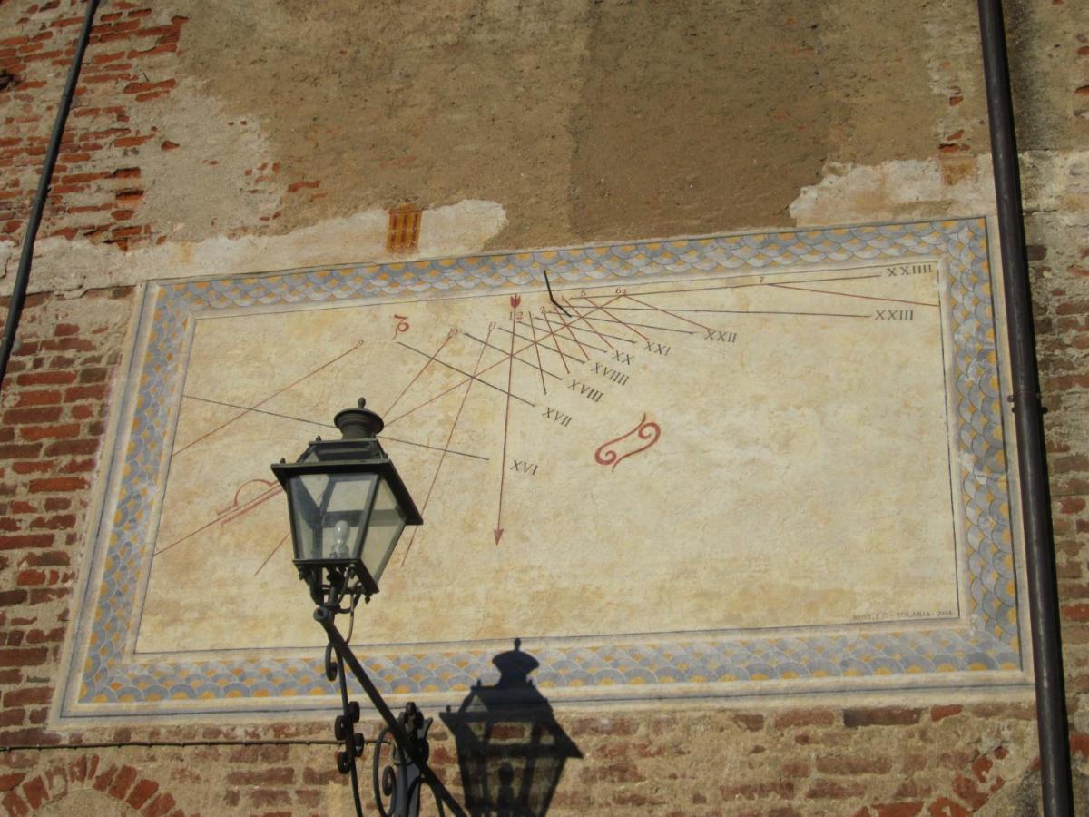 Saluzzo Historic Center Apartment Eksteriør bilde